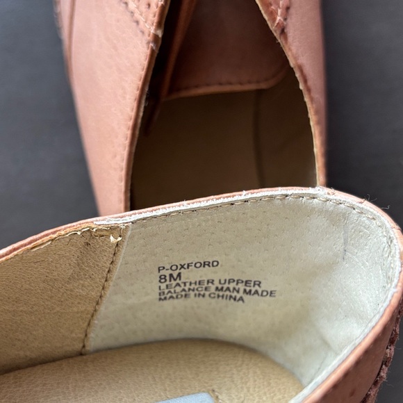 Steve Madden Tan Leather Oxfords NWOT - Picture 10 of 10